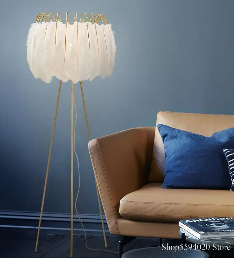 

Ins Feather Floor Lamp Light Hall Modern Minimalist Floors Lamp for Living Room Creative Girls Room Art Lamparas De Pie Led