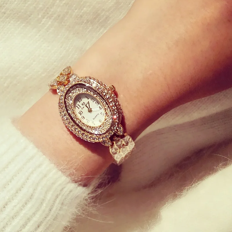 

Famous Brand Women Quartz Watches Luxury Diamond Bling Bling Rhinestone Ladies Wristwatch Gold Silver Female Girl Relogios