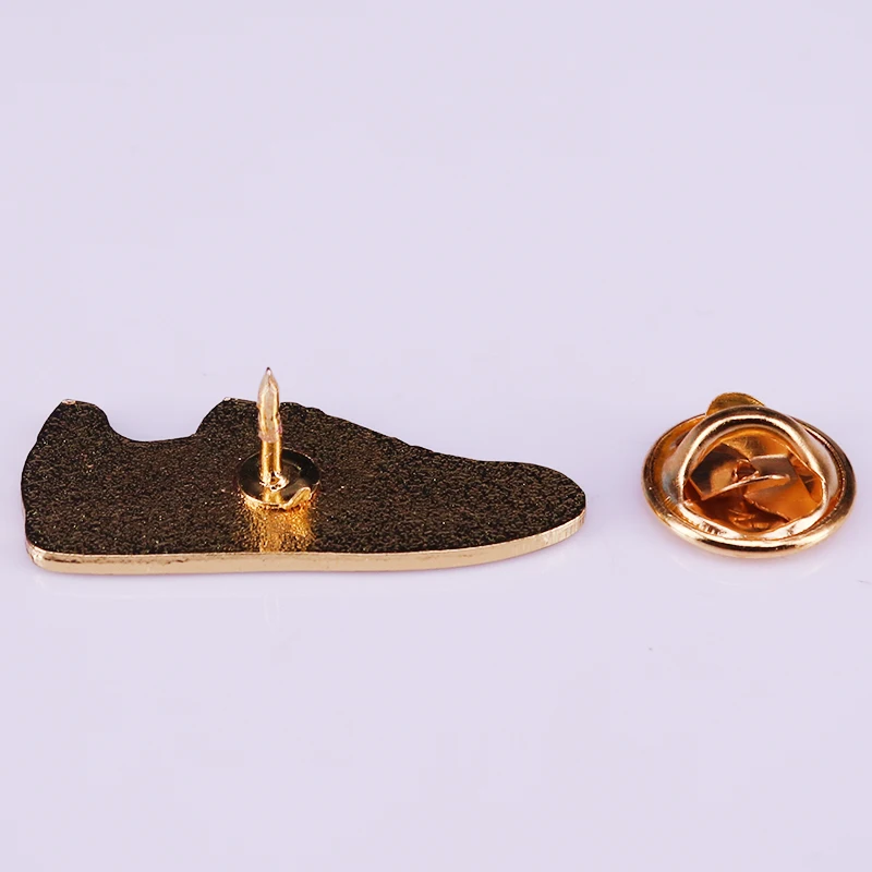 Zissou sneaker эмаль штифт жизнь водная со Стивом Зиссоу брошь Приключения путешественника подарок Wes Anderson коллекция фанатов