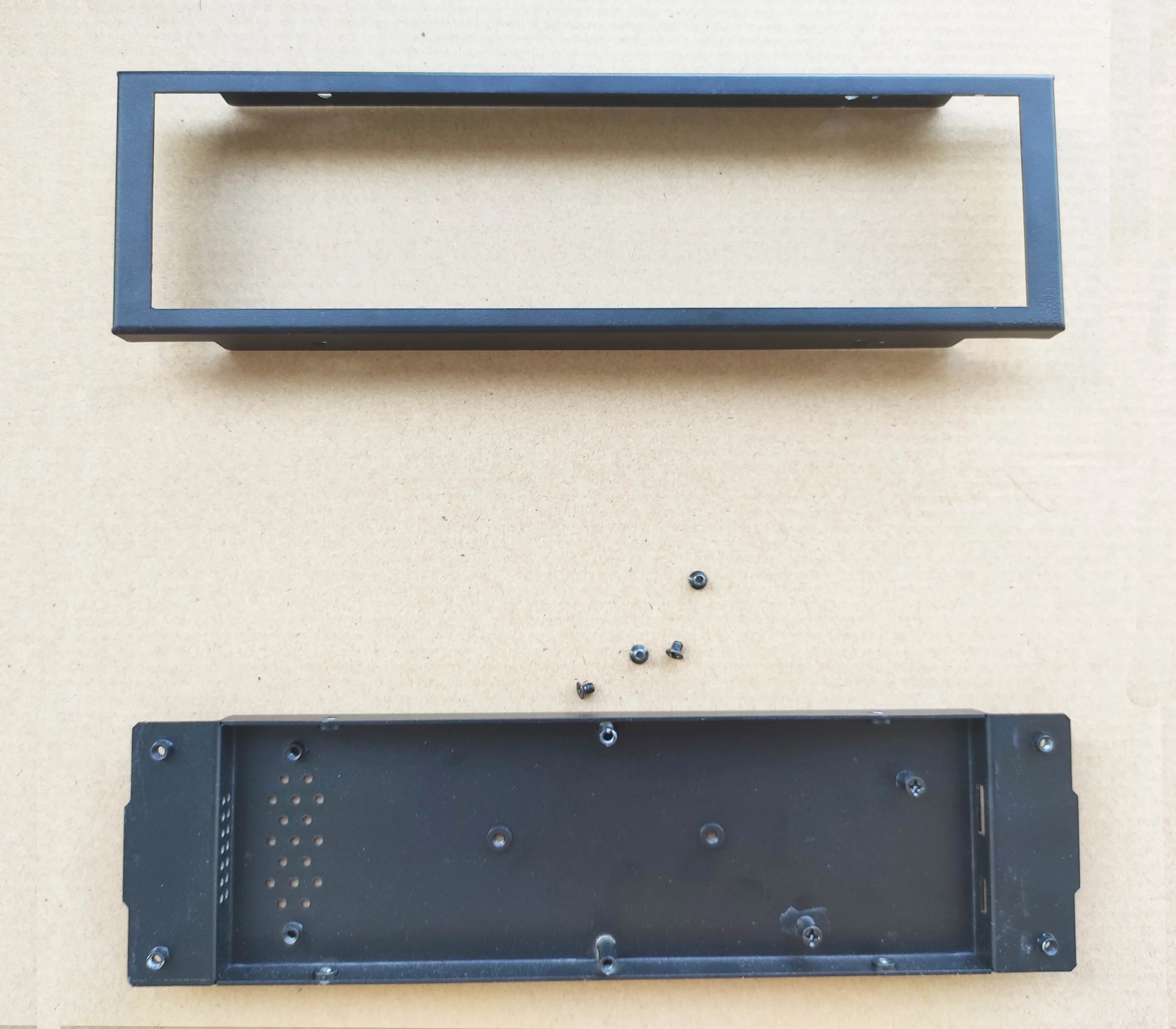 8.8 inch Long Strip  Monitor  With Aluminum Case