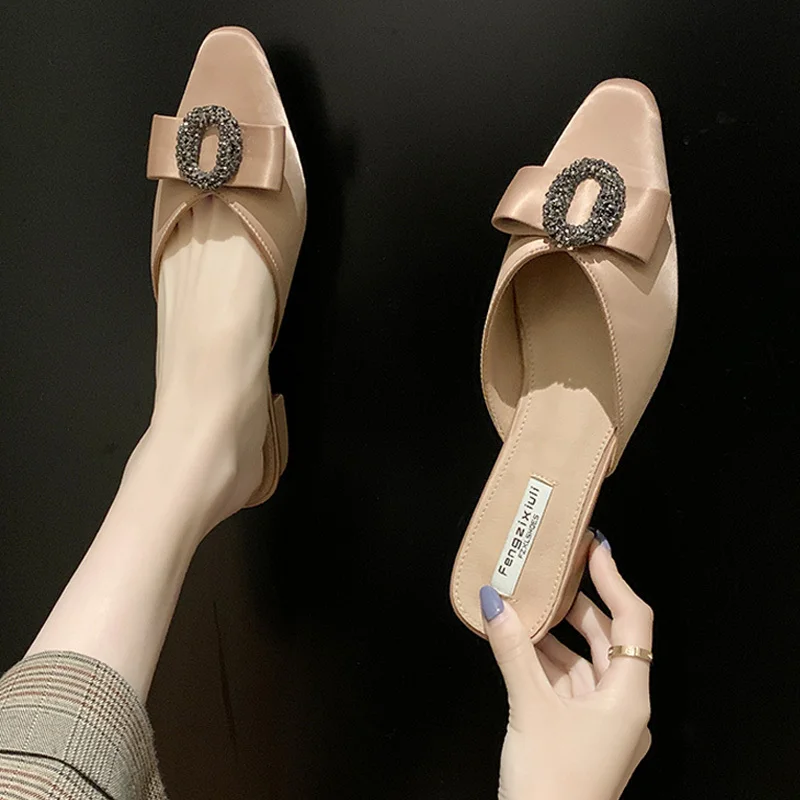 

Shoes Woman 2020 Woman's Slippers Cover Toe Shallow Female Mule Luxury Slides Low Loafers New Flat Mules Designer Pointed