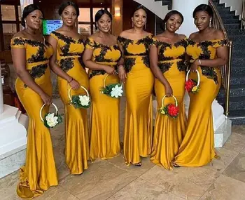 

Mermaid Gold Bridesmaid Dresses With Black Lace African Plus Size Party Gowns For Wedding Off The Shoulder V-neck