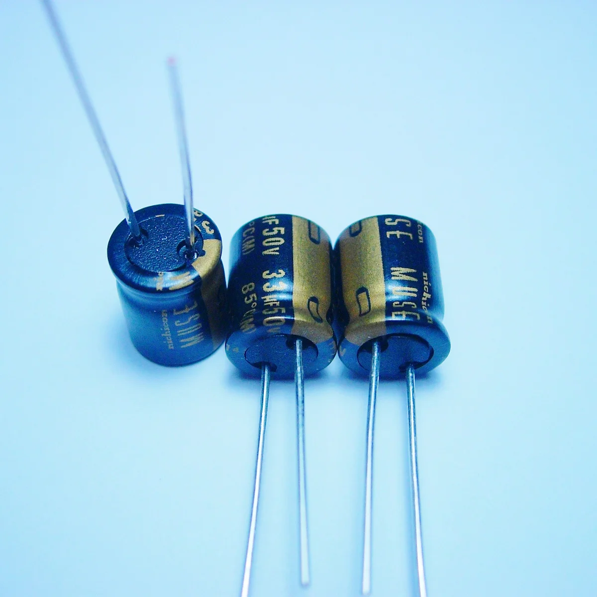 10 шт. Новинка NICHICON MUSE KZ 33 мкФ 50V 10X12.5MM 50V33UF Nichicon мкФ/50V 33UF50V PCM5|Операционные