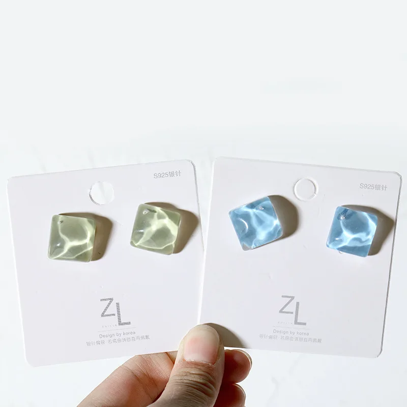

2020 Simple Sweet Cute Transparent Acrylic Square Stud Earrings For Women Girls Geometric Statement Jewelry Pendientes Brincos