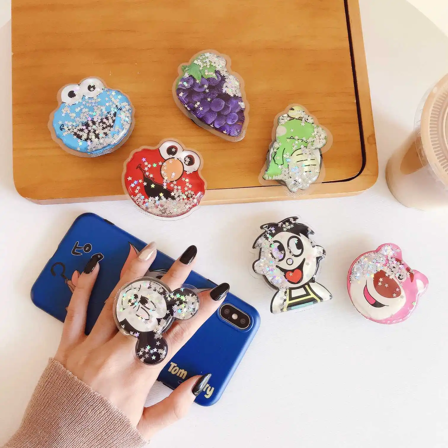 

Newed universal Mobile Phone grip Expanding Holder Cartoon Stand/quicksand Pattern Telescopic Finger Ring Holder Phone stand