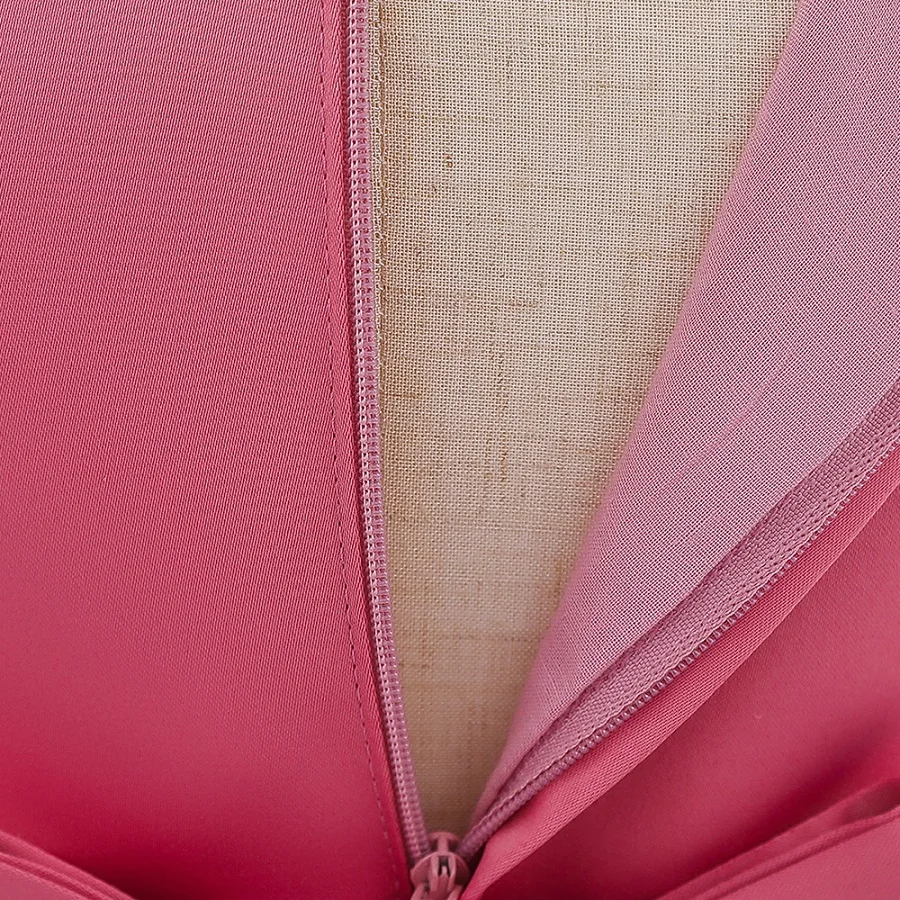 14004118891_1028449503