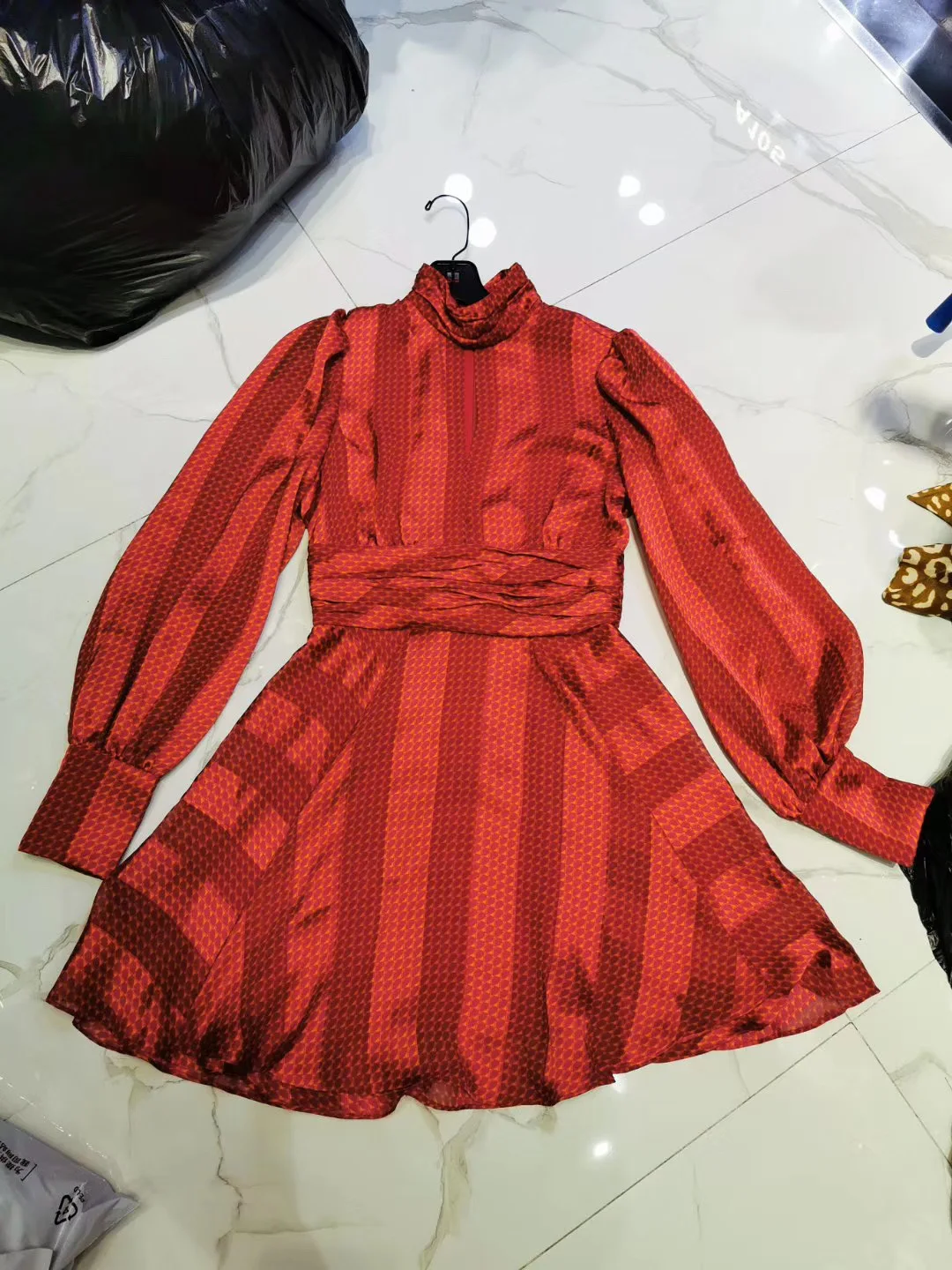Sexyboutique женское платье праздничная одежда красное платье с длинным рукавом сексуальные элегантные женские платья