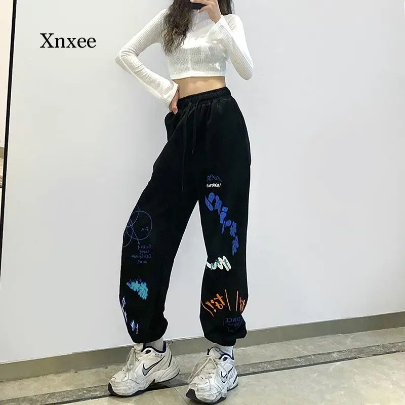 

Модные Повседневные однотонные Хлопковые женские брюки с принтом, новинка 2021, простая уличная одежда, прямые шаровары с высокой талией, уличные танцевальные брюки 2021