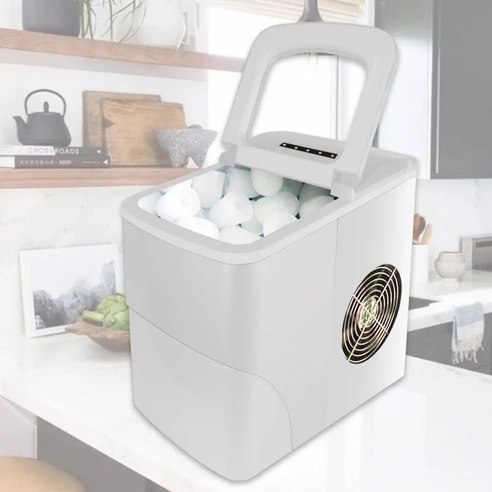 The New Home Small Ice Machine 16 Kg Manual Water Injection Ice Cube Machine Quick Making