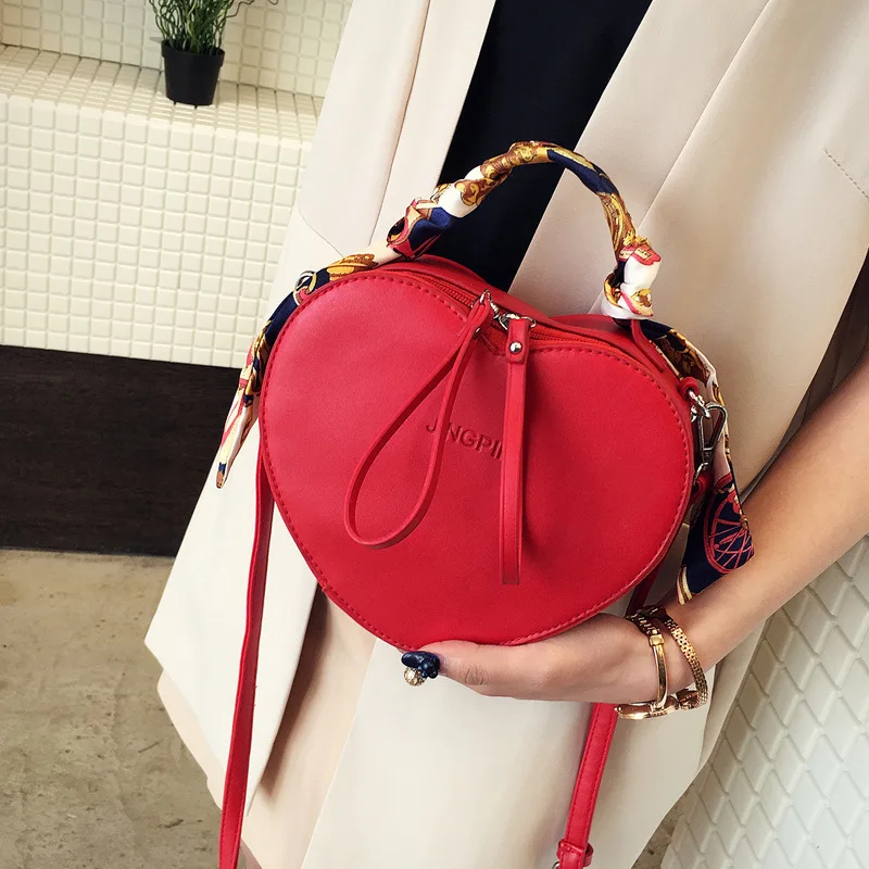 

2019 Spring New Style Fashion WOMEN'S Bag Heart Shape Bag Cool Silk Scarves Handbag Crossbody Bag
