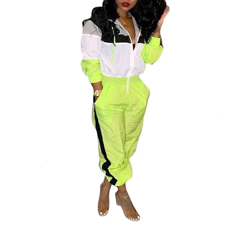 10175092742_1827132134