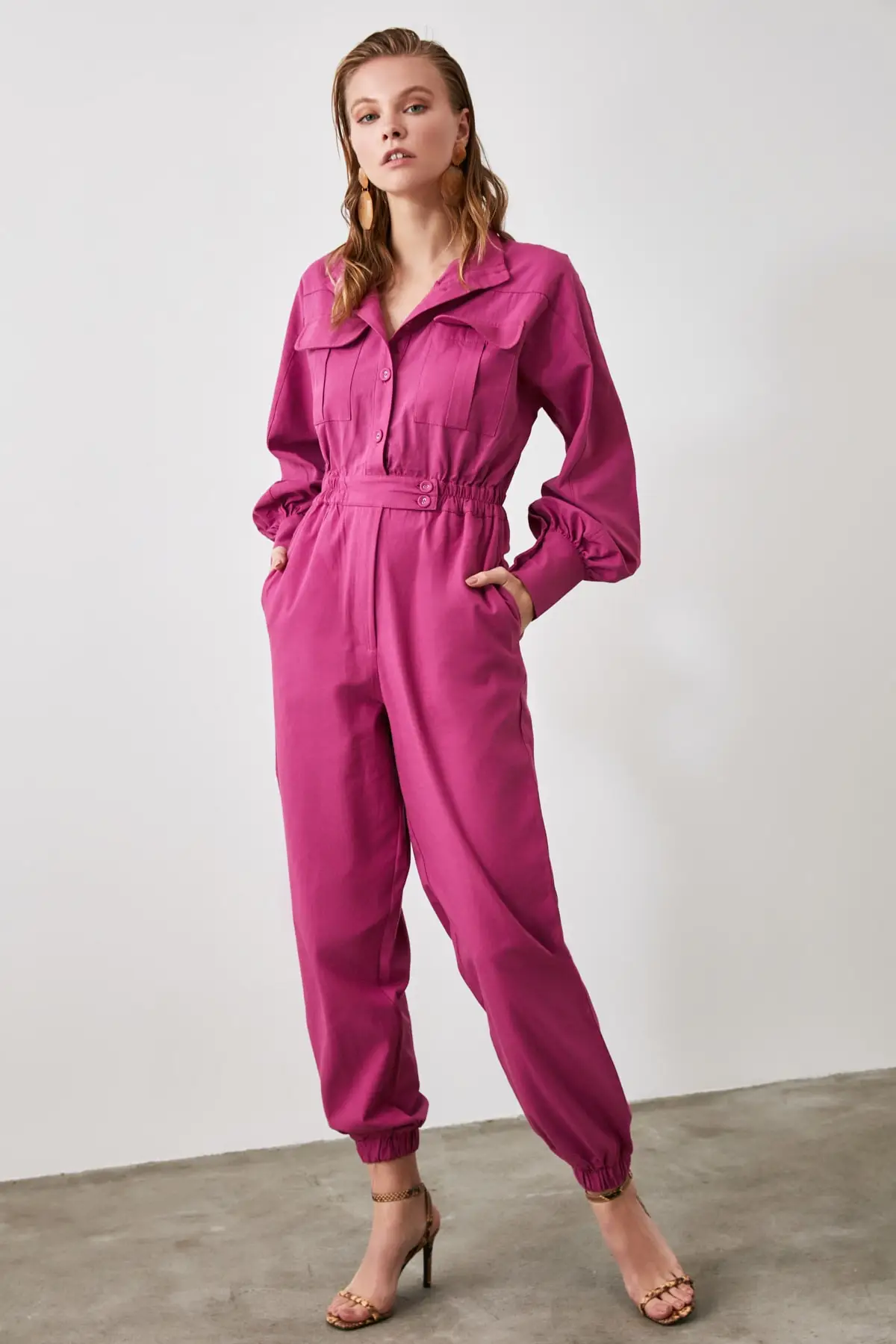Комбинезон цвета фуксии с пуговицами TWOSS19IE0098| |