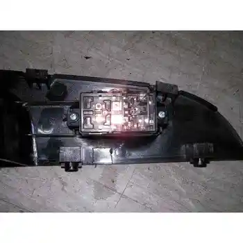 

2411477 Window Regulator Rear Right Kia Carens (to) 2.0 Crdi