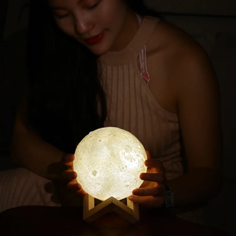 

New Products Moon Light Humidifier Mini USB Home Office Desk Surface Panel Air-Style Large-Volume Night Light Humidifier