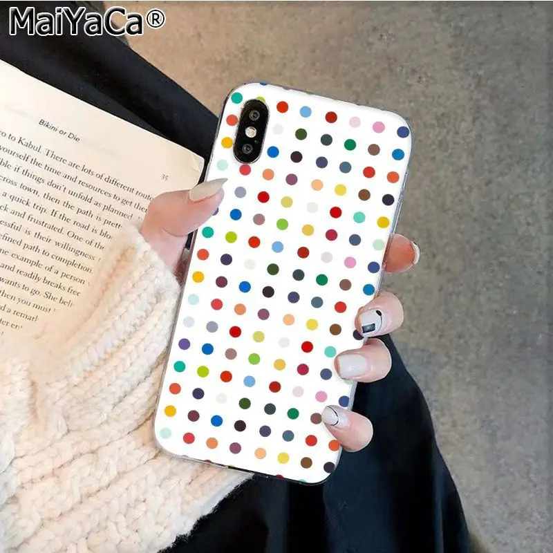 Cartoon cute pink wave dot circle graphic