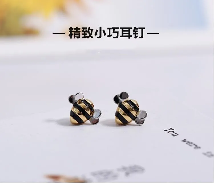 LULU-PIG 925 стерлинговые серебряные шпильки Корейская версия прекрасный темперамент индивидуальность разделения-цвет пчелы уха шпильки E0446