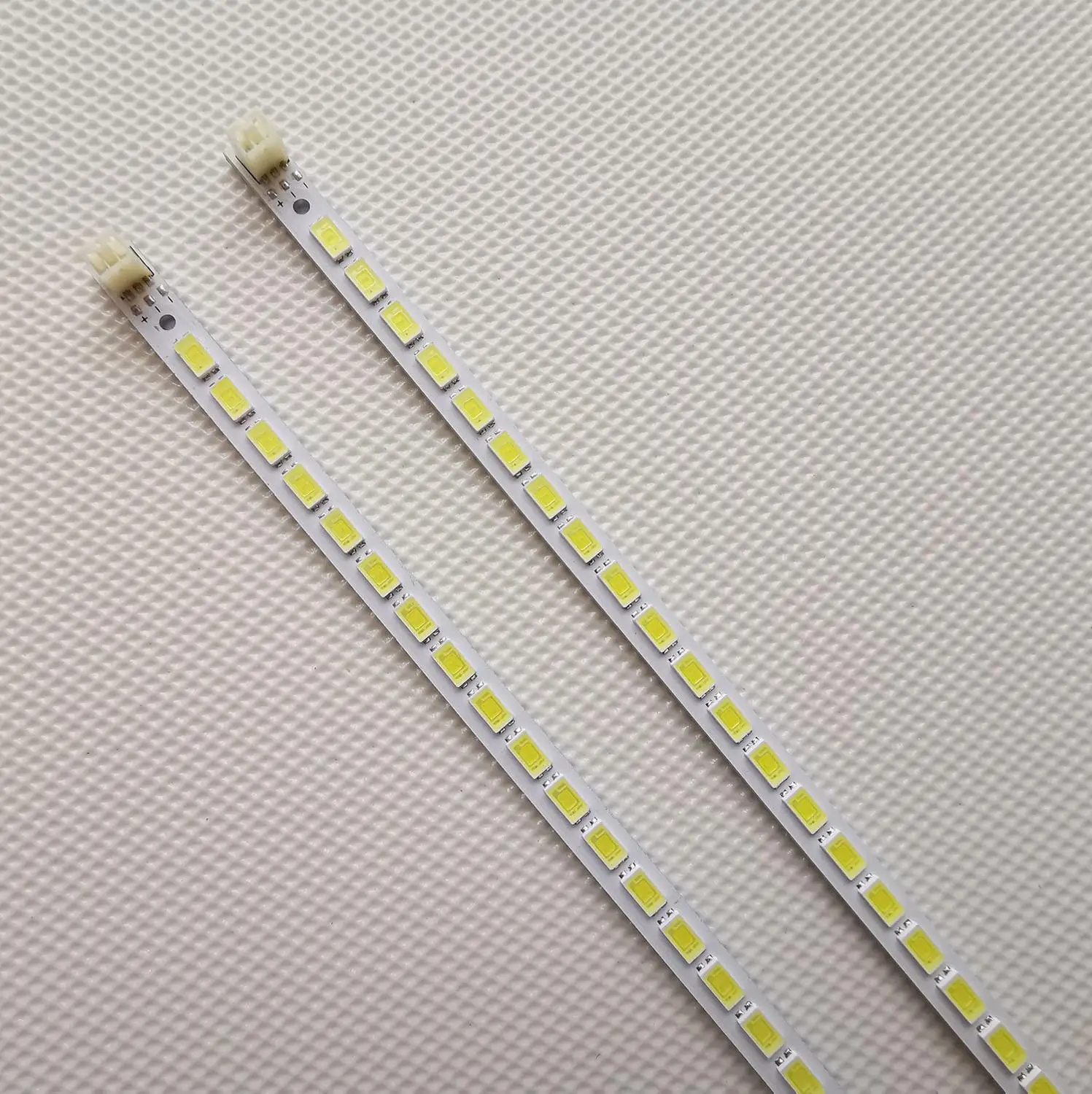 Новинка светодиодная лента для подсветки 2 шт./лот Toshiba 46SL412U POLAROID P46LED12 46FT5453 46 вниз фотовспышка 2011SGS46