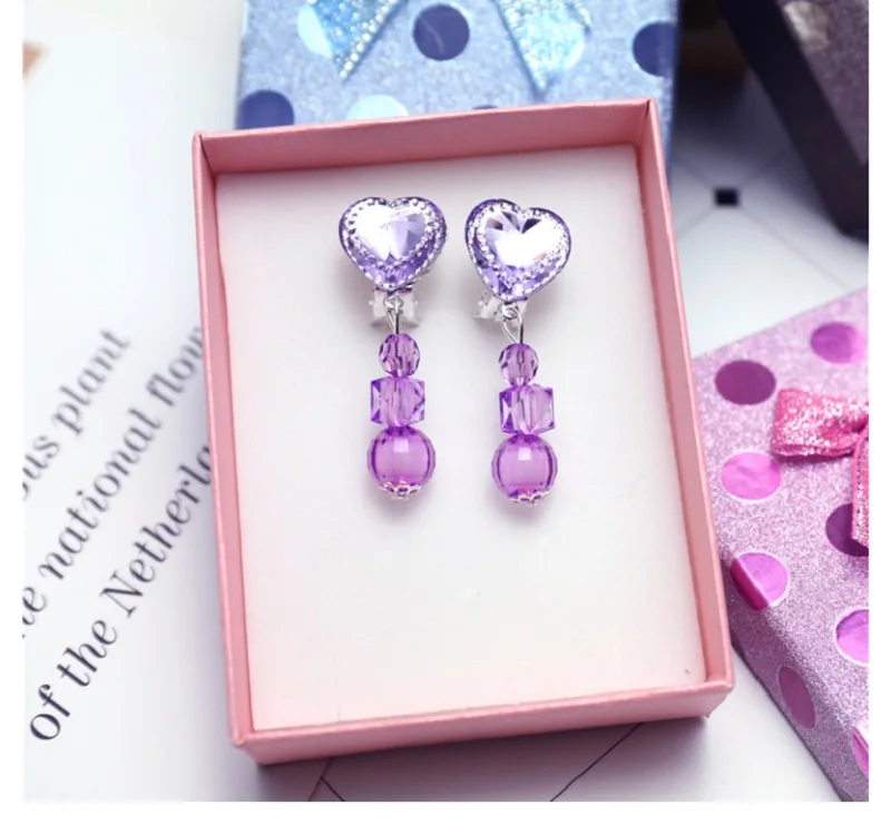 11405998590_1826573620