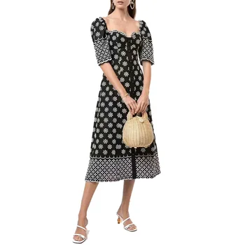 

Vintage V-Neck Short Sleeve Floral Embroidery Women Dress 2020 Summer High Quality Catwalk Designer Dress