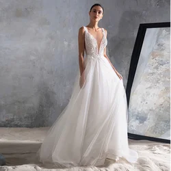 Deep V-Neck Cap Sleeve A-Line Floor-Length Lace Wedding Dresses with Puffy Tulle Sleeveless White Bridal Gowns 2022 for Ladies