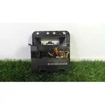 

1665705 switchboard Closure Volkswagen Passat Lim. (362)