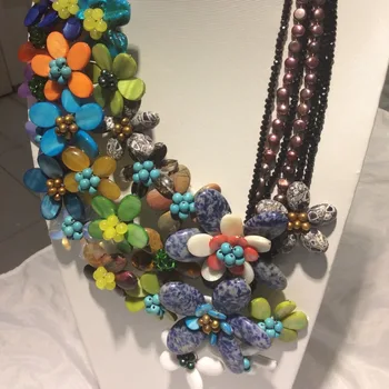 

Fashion Statement Necklace Multi-layer Crystal Wrap Shell Flower Necklace Natural Stone Freshwater Pearl Necklaces For Women
