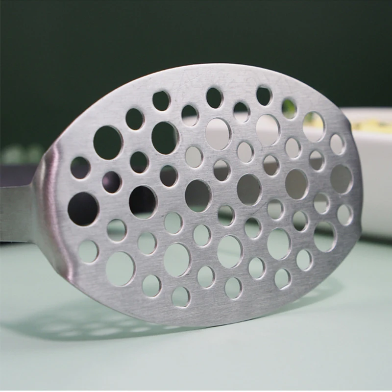 Stainless Steel Potato Pusher Pressed Potato Masher Ricer Puree Fruit Juice Maker Smooth Mashed Potatoes Crusher Kitchen Gadget potato masher