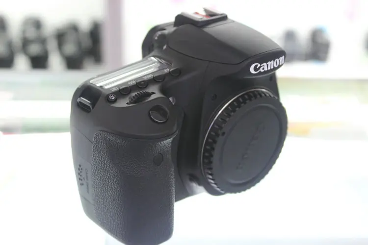 USED Canon EOS 60D 18 MP CMOS Digital SLR Camera digital camera for photography