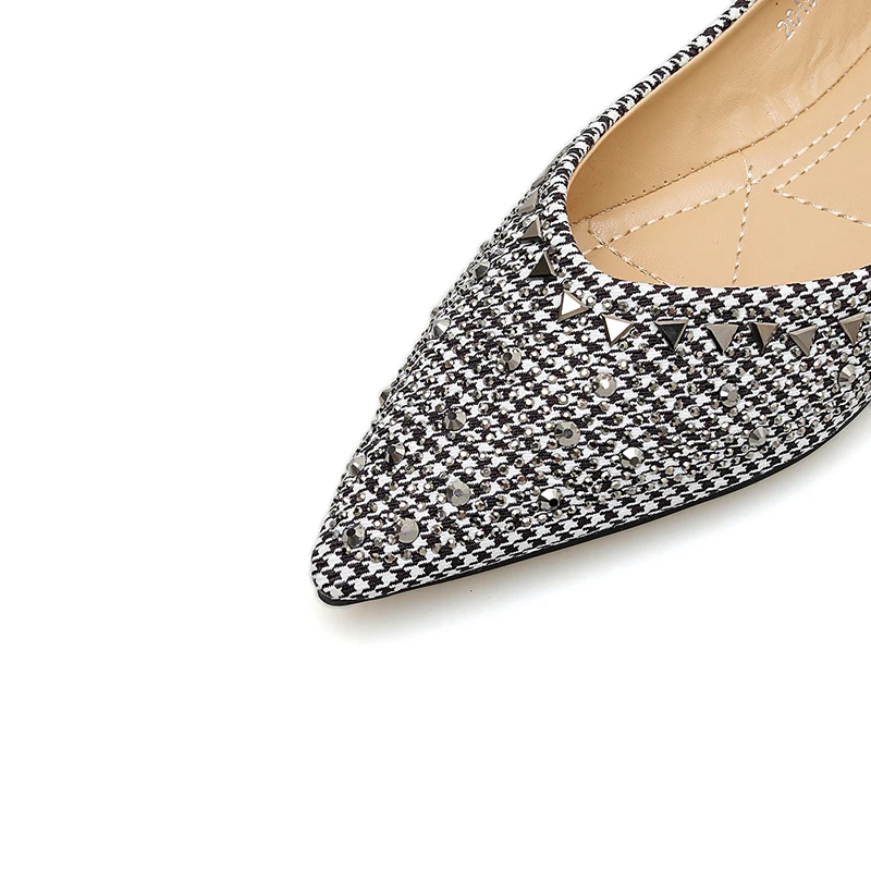 Lady Shoes Women Flat Shoes Fall Pointed Toe Flats Leisure Comfort Shoes For Women Rivet Vintage Shoes Ladies Flats Lazy Shoes