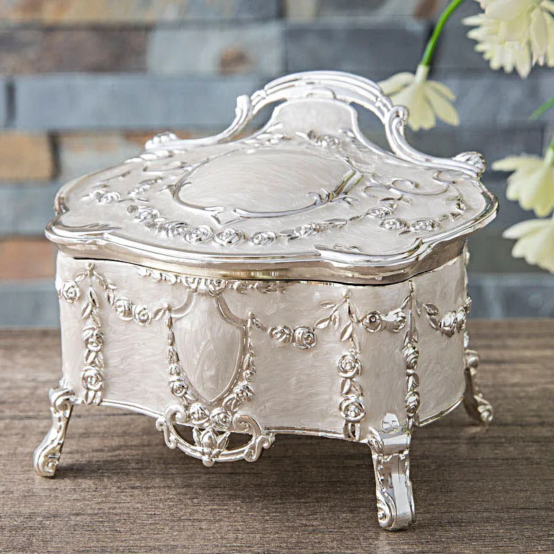 silver white Винтажная металлическая Женская Серебряная коробка-органайзер из цинкового сплава, высокая Европейская королевская принцесса, подарочные коробки, органайзер для ювелирных изделий - Цвет: silver white