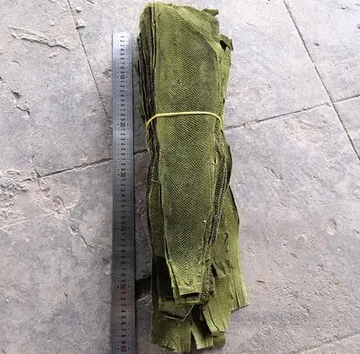 Olive green 1 шт цветные натуральные лососевые рыбьи кожаные кусочки разных цветов DIY сумка Пояс Обувь Аксессуары 45*10 см - Цвет: Olive green