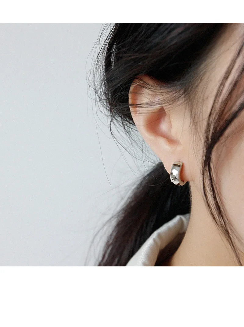 11938307605_1140785228