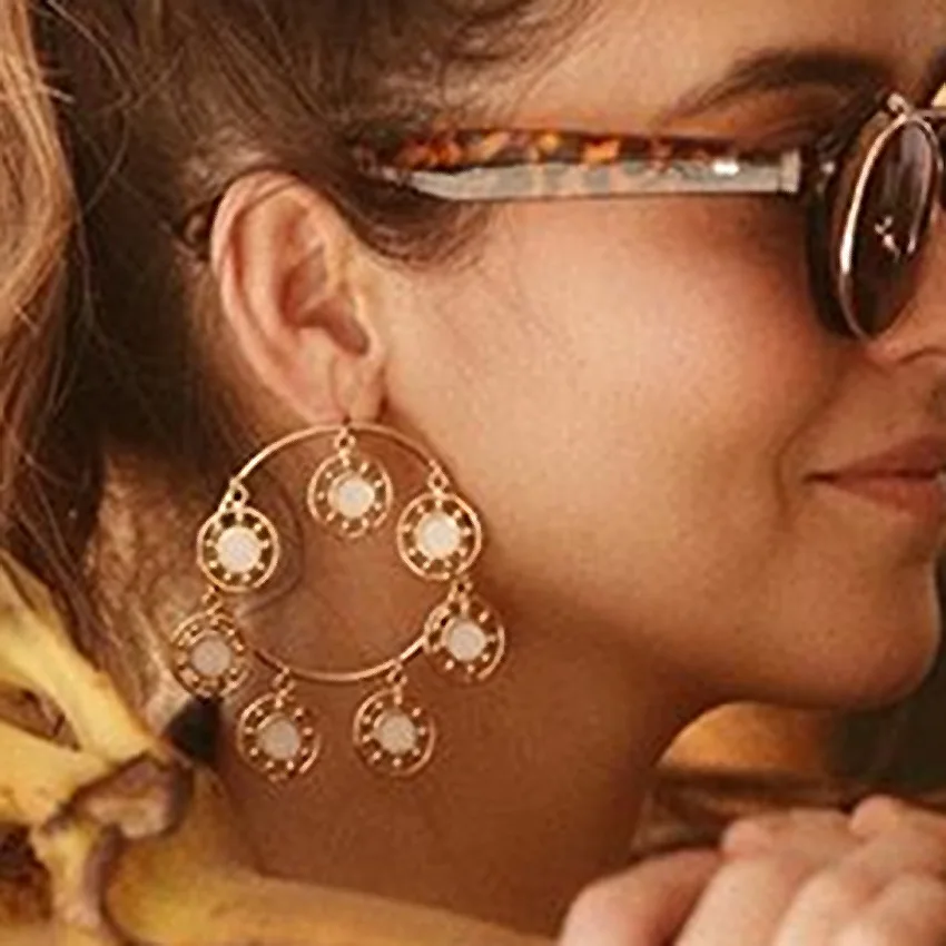 Белые, черные, зеленые, красные маленькие эмалированные круглые очаровательные серьги-гвоздики с большой петлей для женщин, винтажные массивные серьги в богемном стиле