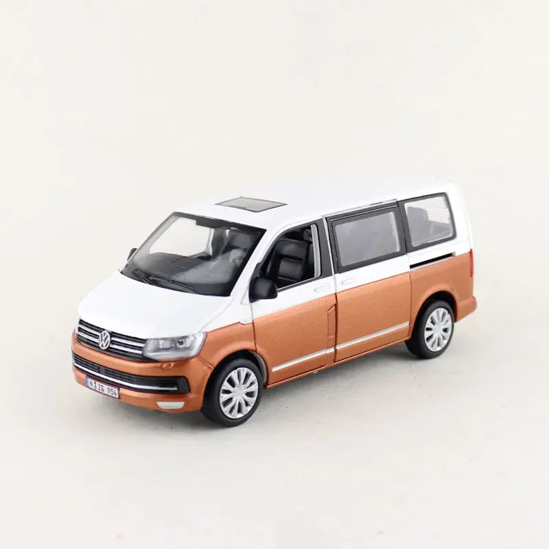 1:32 Масштаб/литая под давлением металлическая игрушка/Volkswagen T6 Multivan MPV фургон автомобиль/звук и светильник/оттягивание развивающие/подарок для ребенка/Коллекция - Цвет: Brown