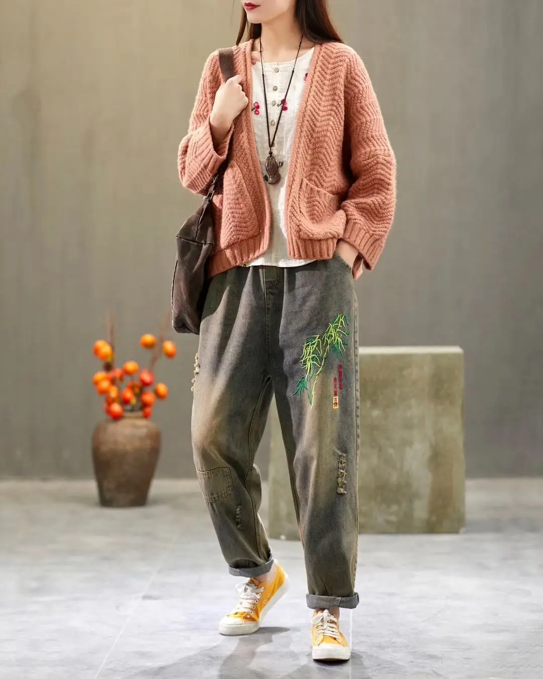 Runback рваные джинсы для женщин с вышивкой и высокой талией Pantalones джинсы vaqueros Mujer эластичный пояс размера плюс джинсовые штаны-шаровары