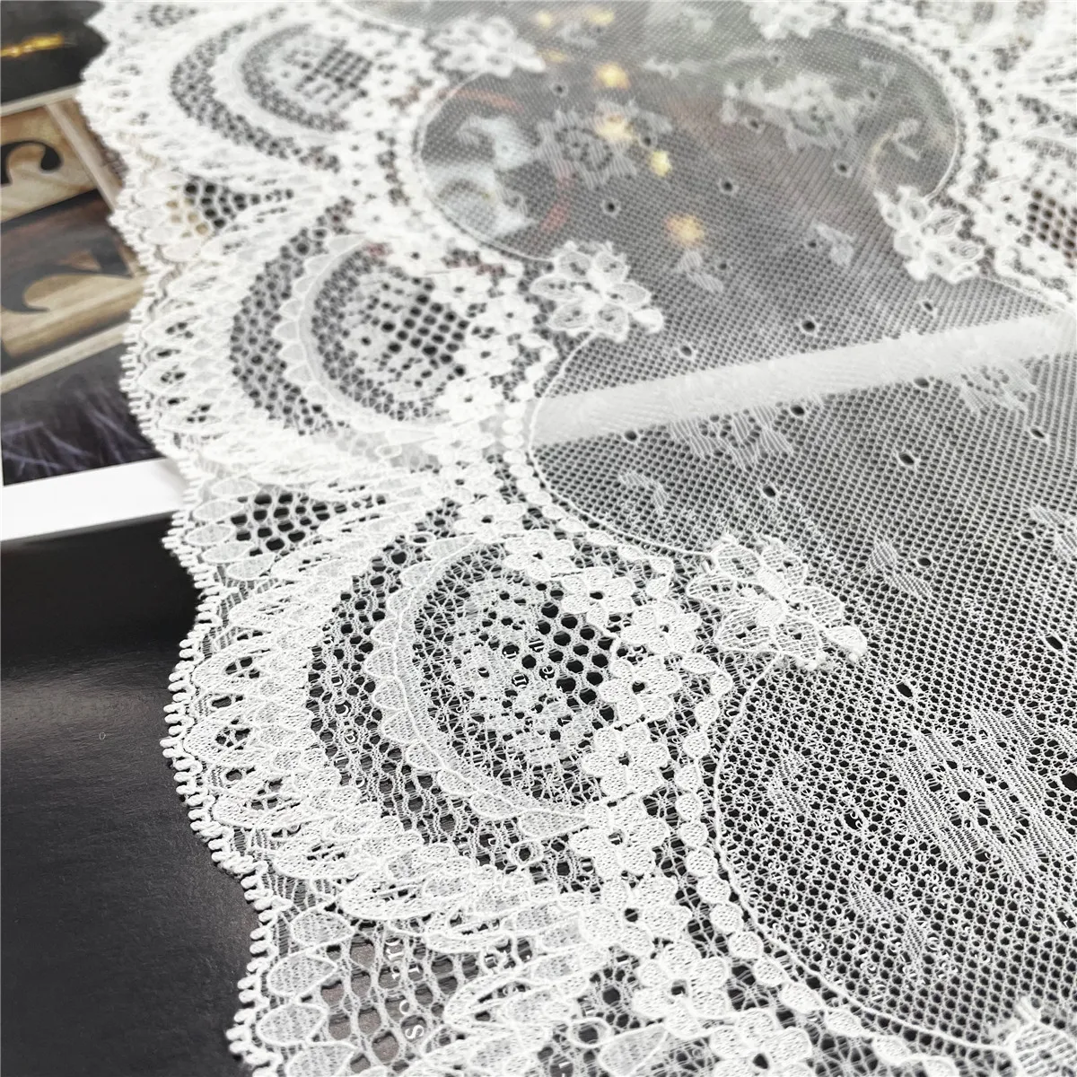 3y/lot Width 9 1/4 inch 23.50cm Pretty White Stretch Elastic Lace Trim 2