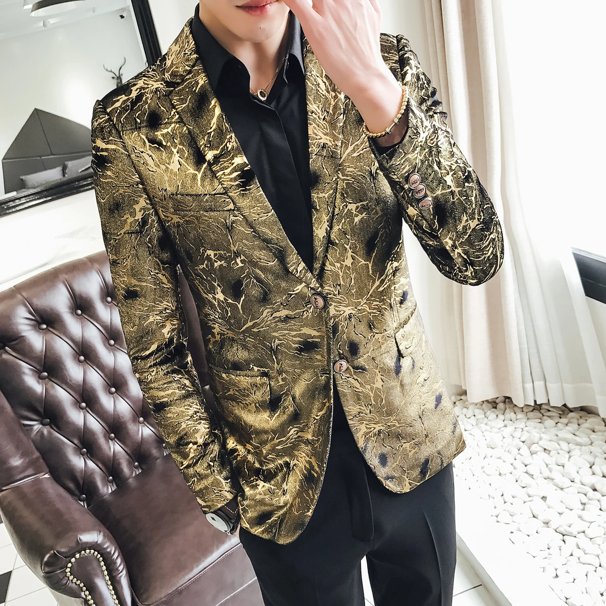

Shinny Gold Club Party Men Velvet Hombre Business Casual Wedding Suit Jacket 2 Button Designer Blazer 5xl