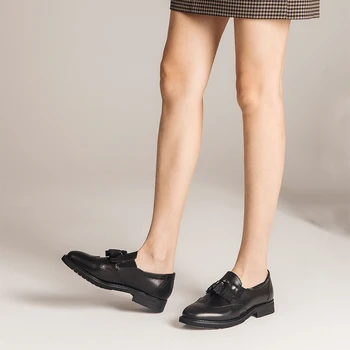 

2020 Free Shipping Handmade Women Casual Genuine Leather Tassel Loafers Pointed Toe Full Brogue Wing Tips Slip On Shoes 21047