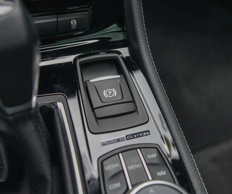 1pcs  Aluminum LIMITED Edition Emblem Badge Body Side Fender Sticker For  BMW Audi Honda Peugeot Benzs Dodge Citroen Renault