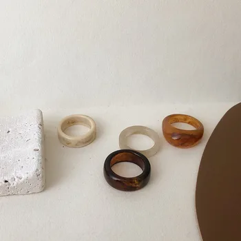 

5pcs/set Korea 2020 Chic Colorful Transparent Resin Acrylic Rings Hot Morandi Color Ring Women Party Aesthetic Jewelry Ring Set
