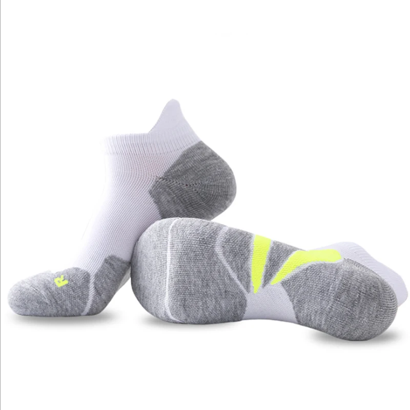Summer men&rsquo;s short tube towel bottom outdoor sports sweat absorbing basketball running fitness socks