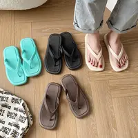 Ladies' New Step-on Slippers Soft Thick-soled Flip-flops Summer Trend and Fashion Outer Wear Flip Beach Sandals and Slippers
