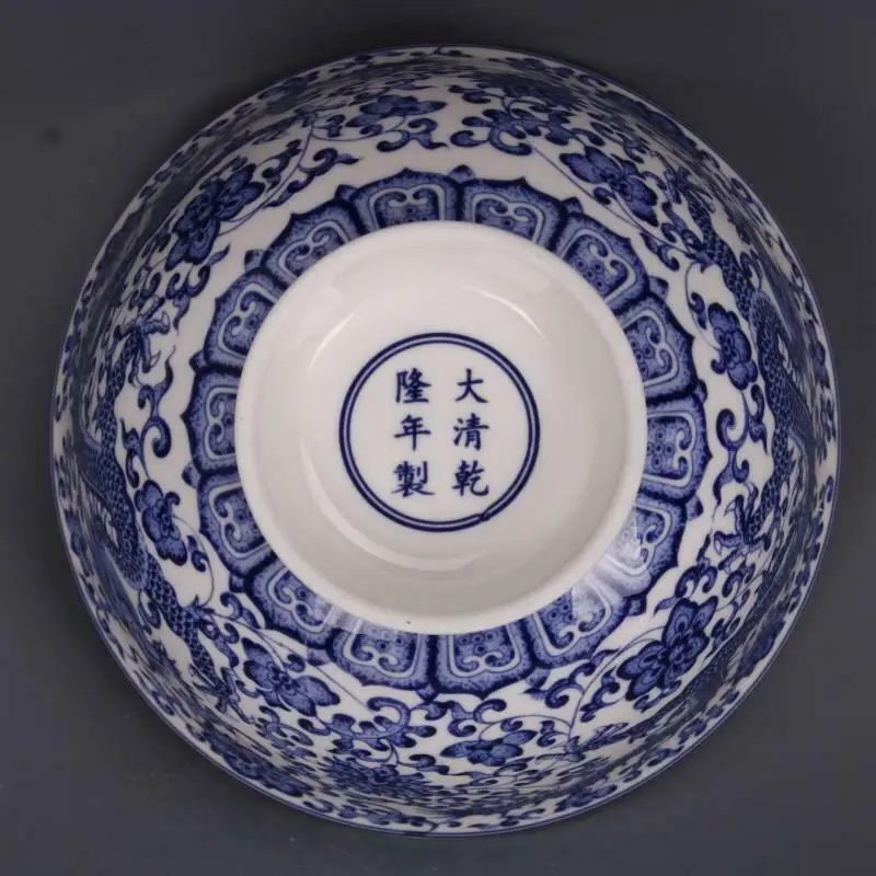 Fine Chinese Qing Qianlong old antique Porcelain blue white dragon bowl  for kitchen 5