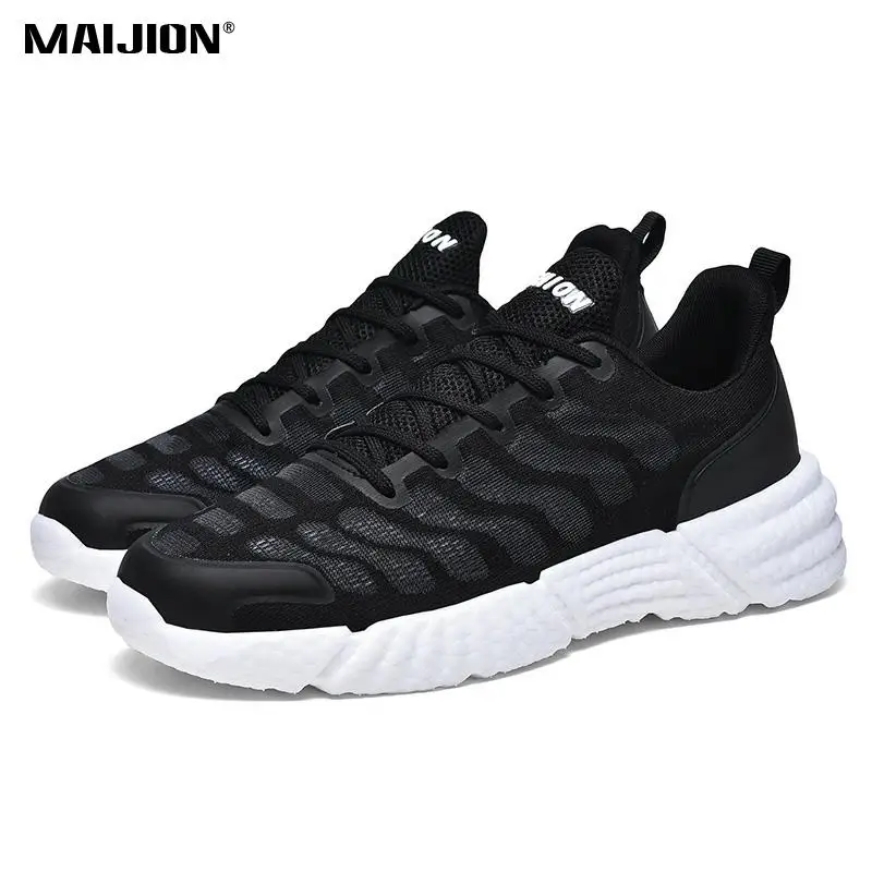

Light Breathable Men Summer Sneakers Non Slip Male Fashion Lace-Up Sport Shoes