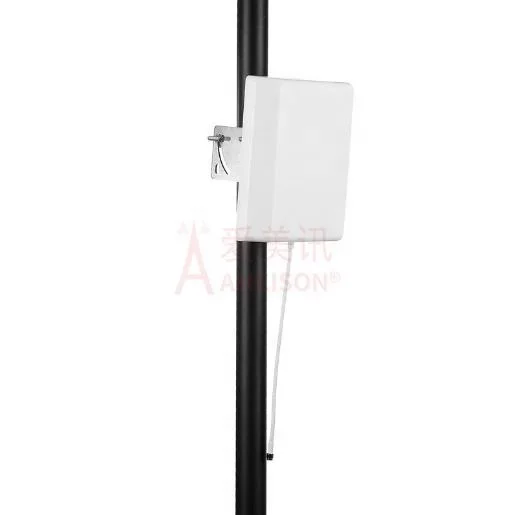 

2400 - 2483 MHz 10 dBi Directional small panel 2.4ghz wifi antenna
