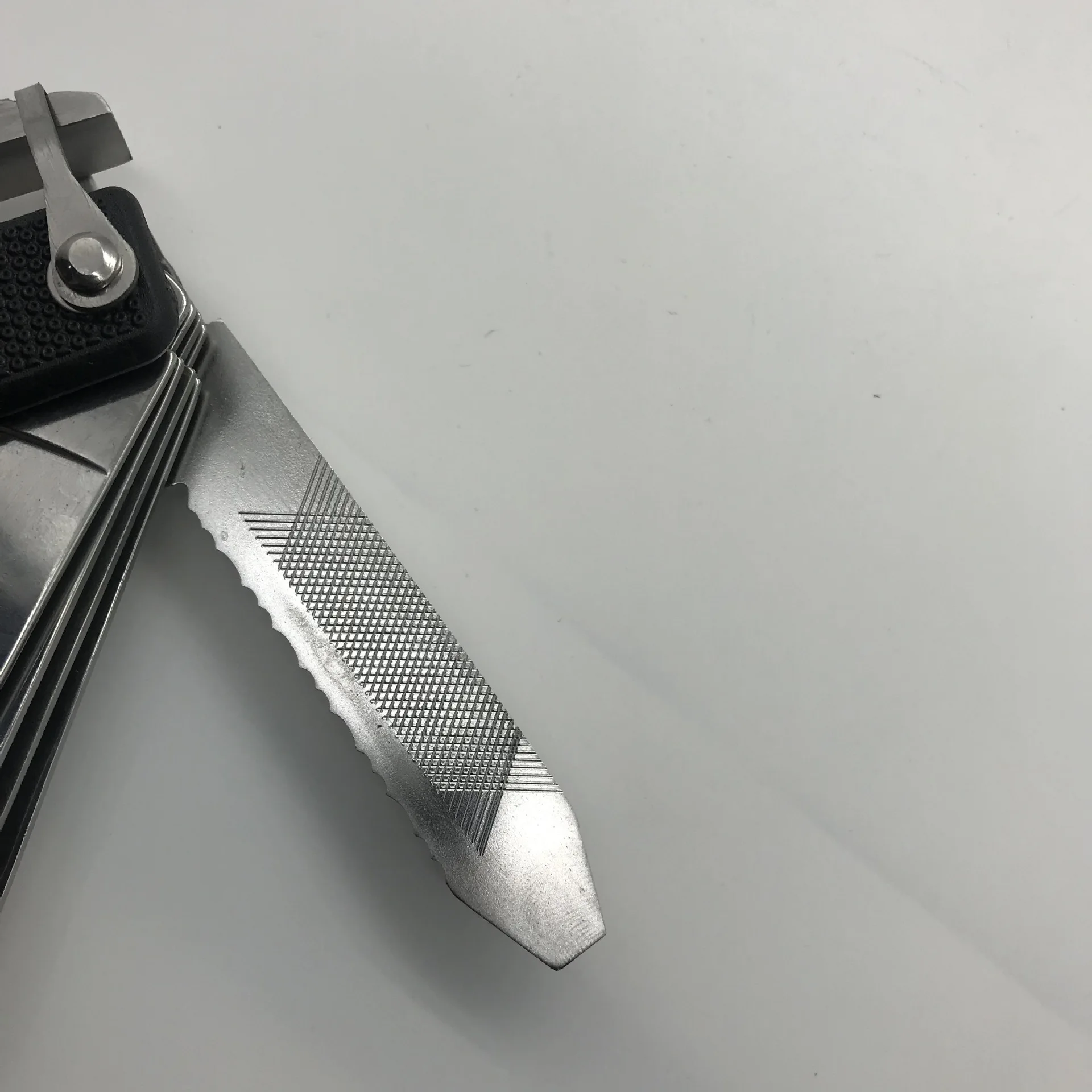 Cross Border New Products TAC Tool 18 in 1 Stainless Steel Survival Hammer Multifunctional Safety Hammer Outdoor Mountain Climbi