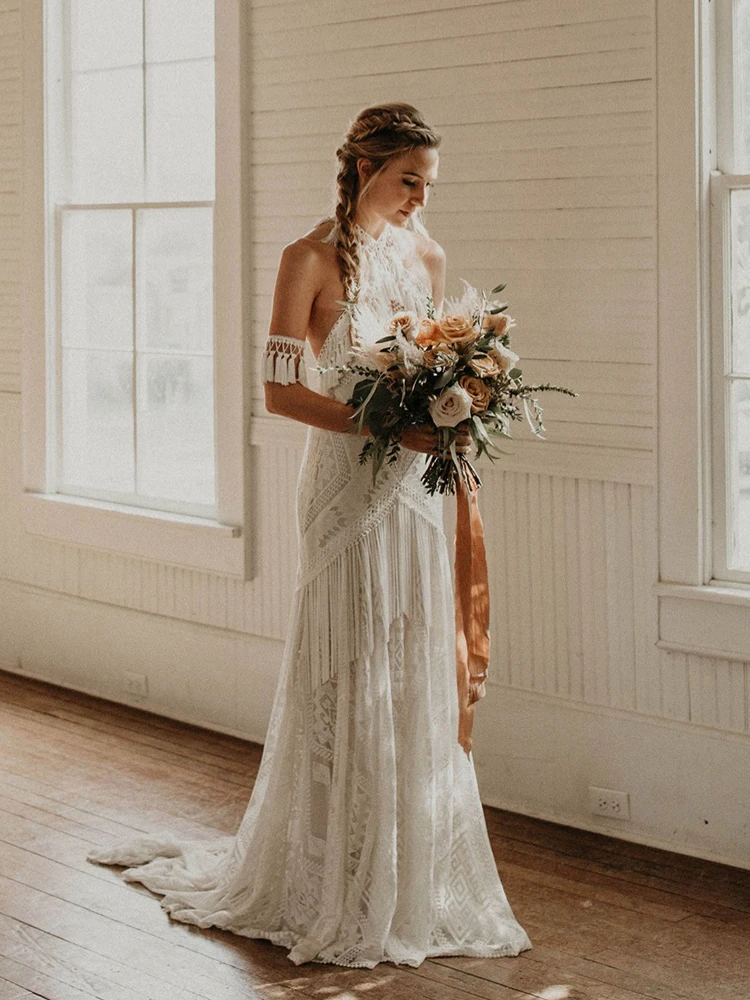 Dreamy Unique Wedding Dresses Gypsy Hippie Striking Lace Bridal Gowns Bohemian Vestido De Noivas Chic tassel ZW229 - Цвет: Champagne lining