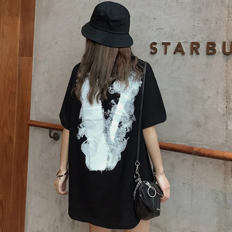 Готические футболки для женщин Harajuku футболка оверсайз Лето кран черно-белая