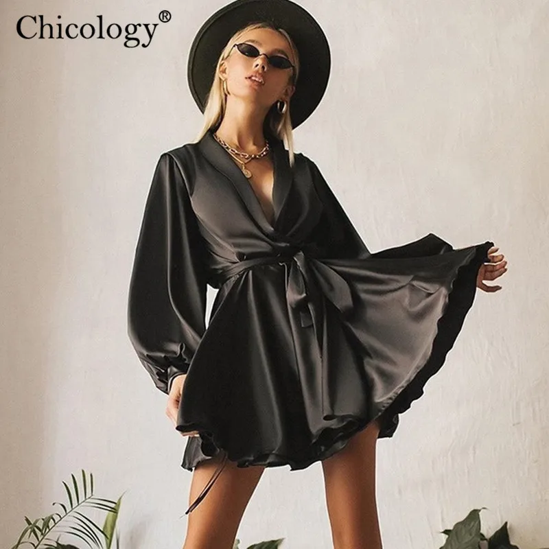 Женское вечернее платье Chicology неоновое мини на шнуровке с длинным рукавом