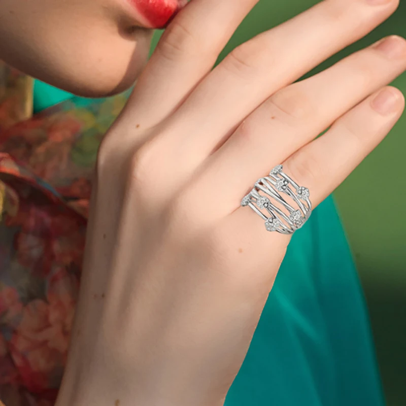 

Double Fair Exaggerated Finger Knuckle Ring For Women Plum Blossom Style Silver Color Hollow Out Fashion Jewelry R845